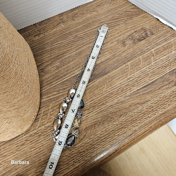 JNY (Jones New York) Silver-tone Dual-colored Rhinestone Necklace - Picture 6 of 6